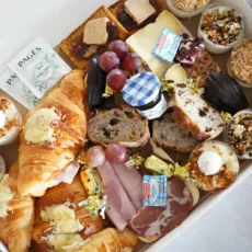 Brunch CocoonBox - Livraison de brunchs à Clermont-Ferrand et agglomération|Box Brunch « Christmas Box » Family (2 adultes-2 enfants) – 53 €