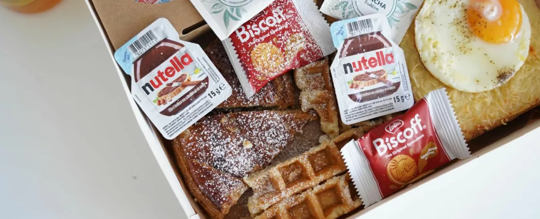 Brunch CocoonBox - Livraison de brunchs à Clermont-Ferrand et agglomération|Contenu de la « Box Brunch Royale » Solo à 27 €