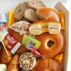 Brunch CocoonBox - Livraison de brunchs à Clermont-Ferrand et agglomération|Box Brunch « Saint-Valentin » Duo – 45 €