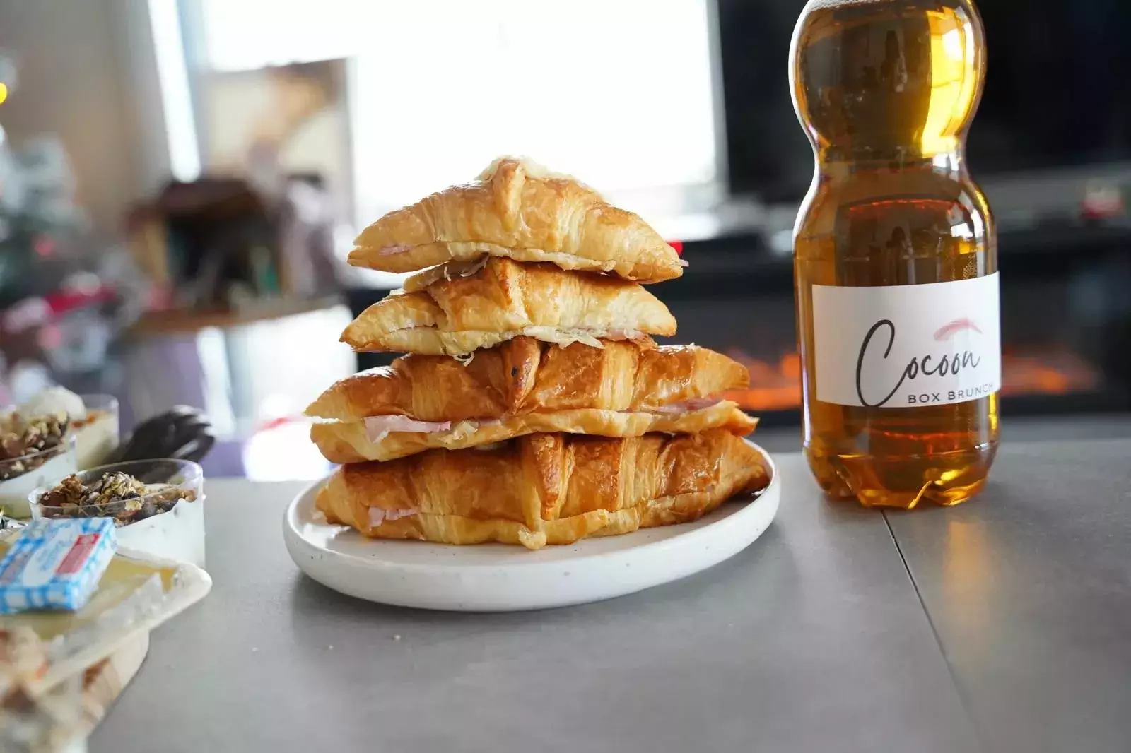 Brunch CocoonBox - Livraison de brunchs à Clermont-Ferrand et agglomération | Contenu de la « Christmas Box Brunch » Solo à 27 €