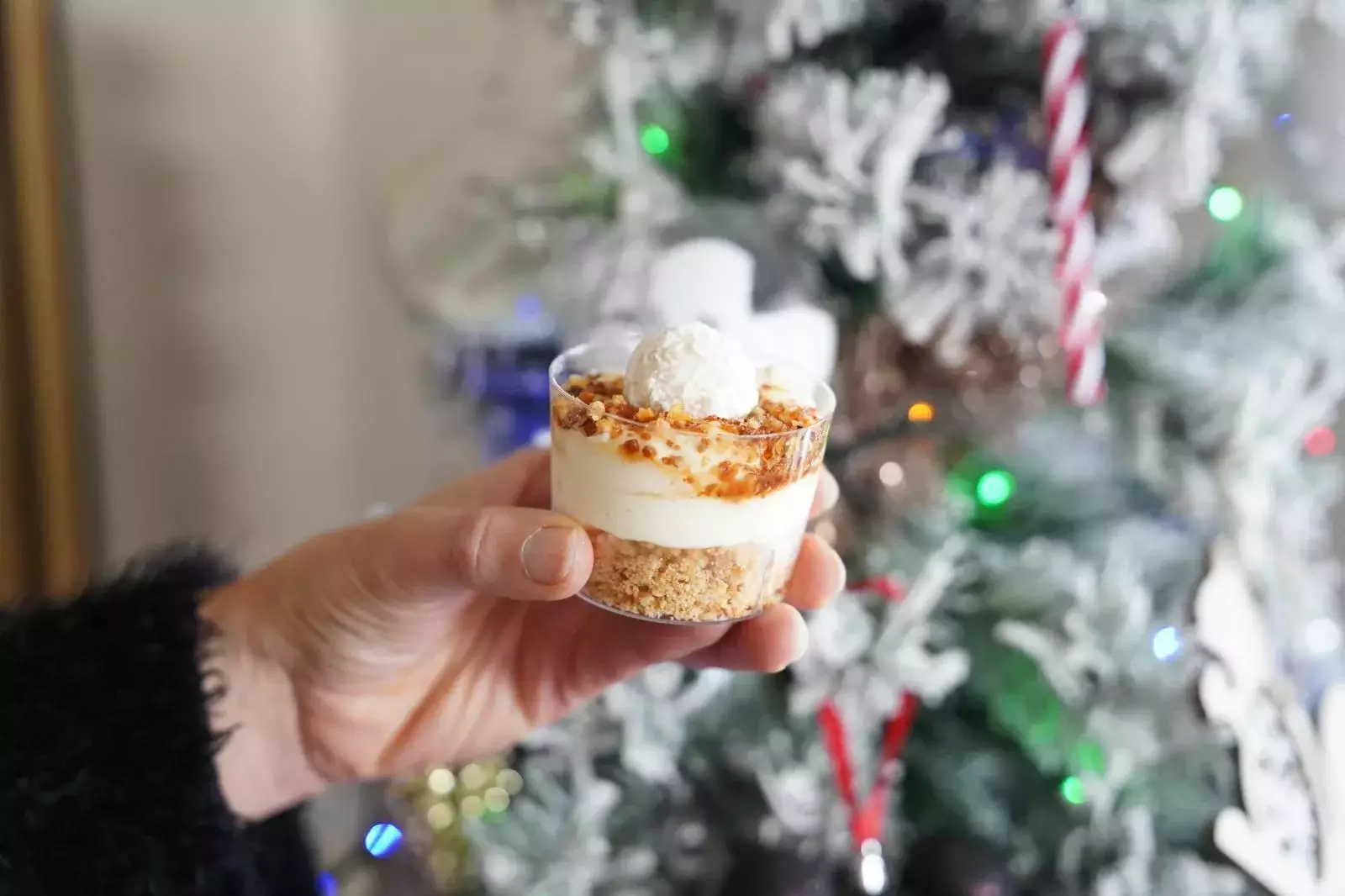 Brunch CocoonBox - Livraison de brunchs à Clermont-Ferrand et agglomération | Contenu de la « Christmas Box Brunch » Solo à 27 €