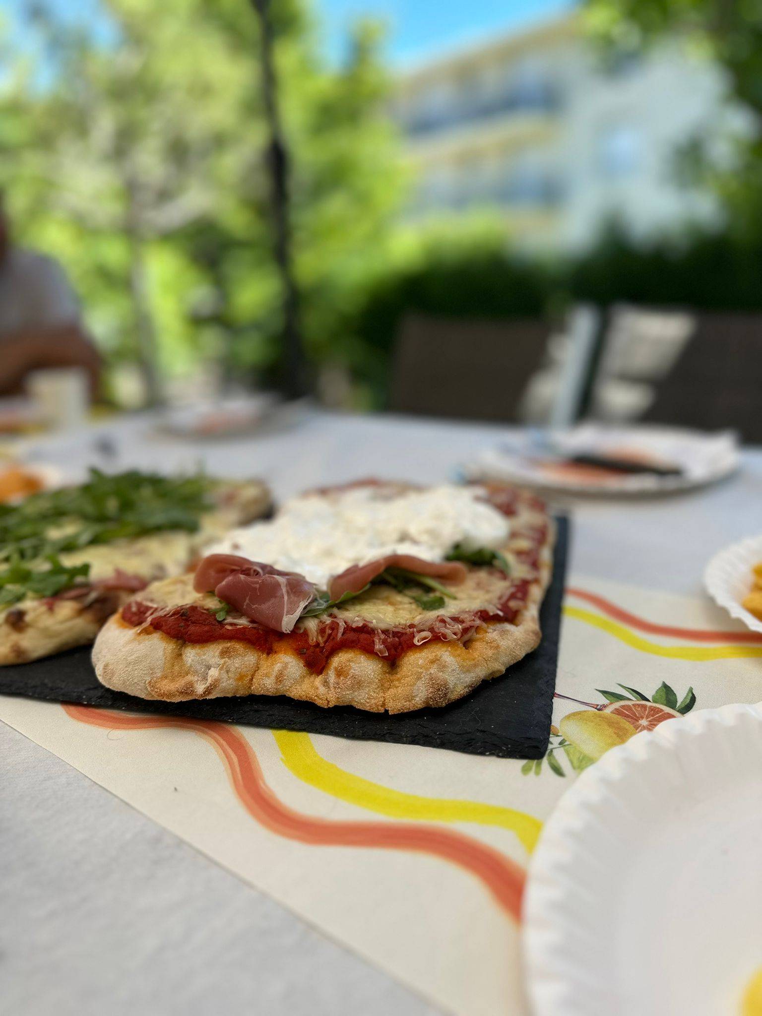 Brunch CocoonBox - Livraison de brunchs à Clermont-Ferrand et agglomération | Pinsas artisanales